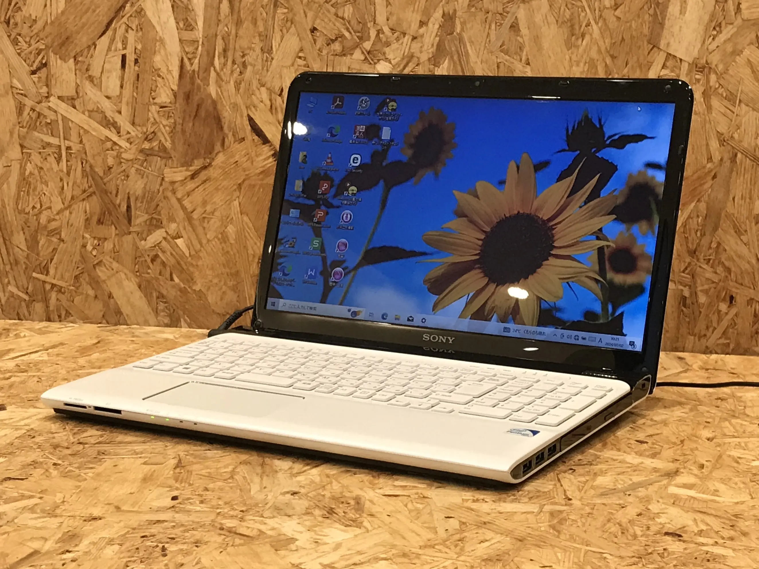 SONY VAIO SVE15123CJW