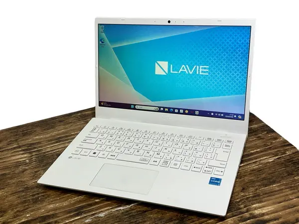 NEC LAVIE PC-N1435/C（第11世代CPU）
