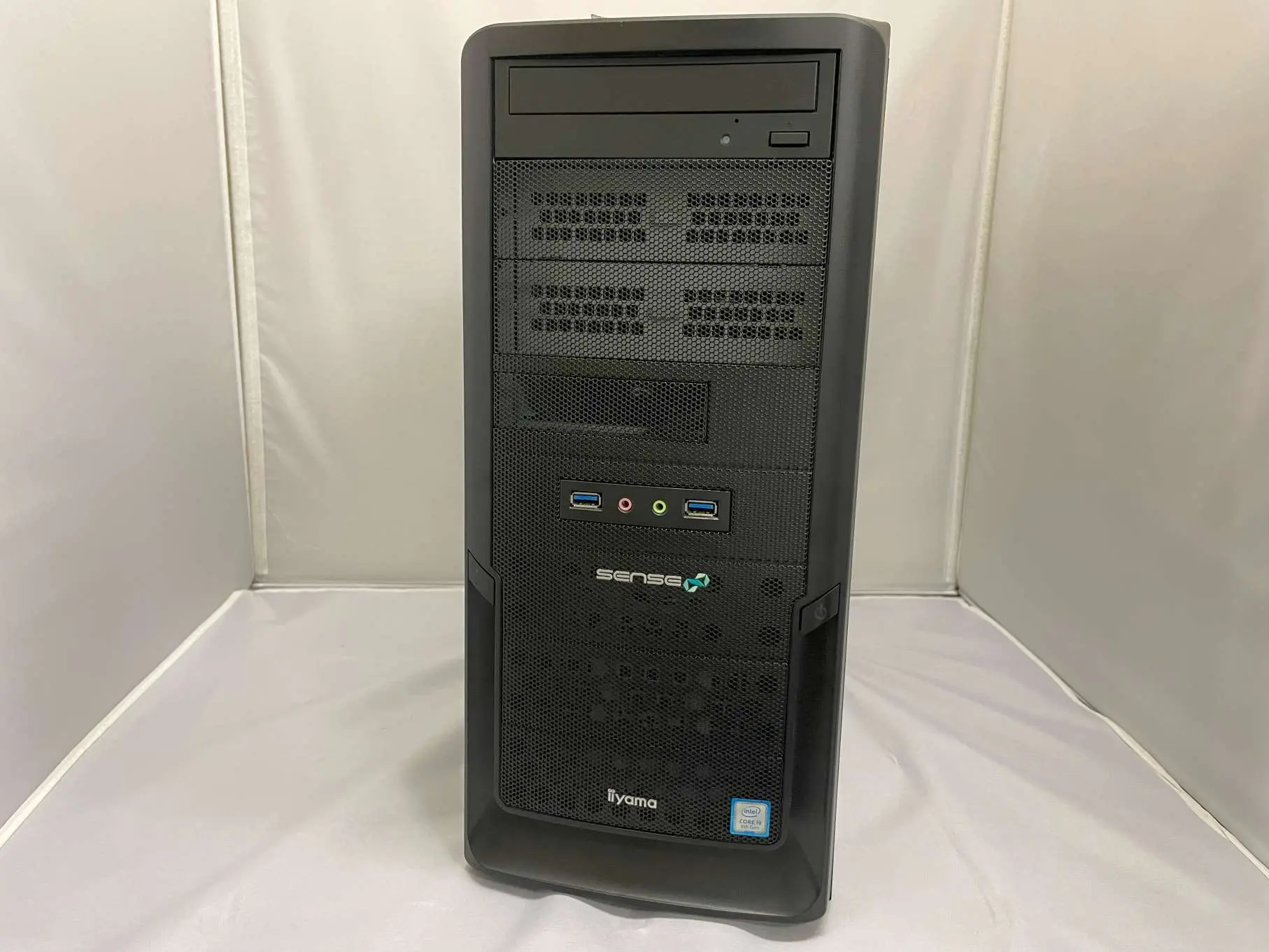 iiyama SENSE∞　(第９世代CPU)
