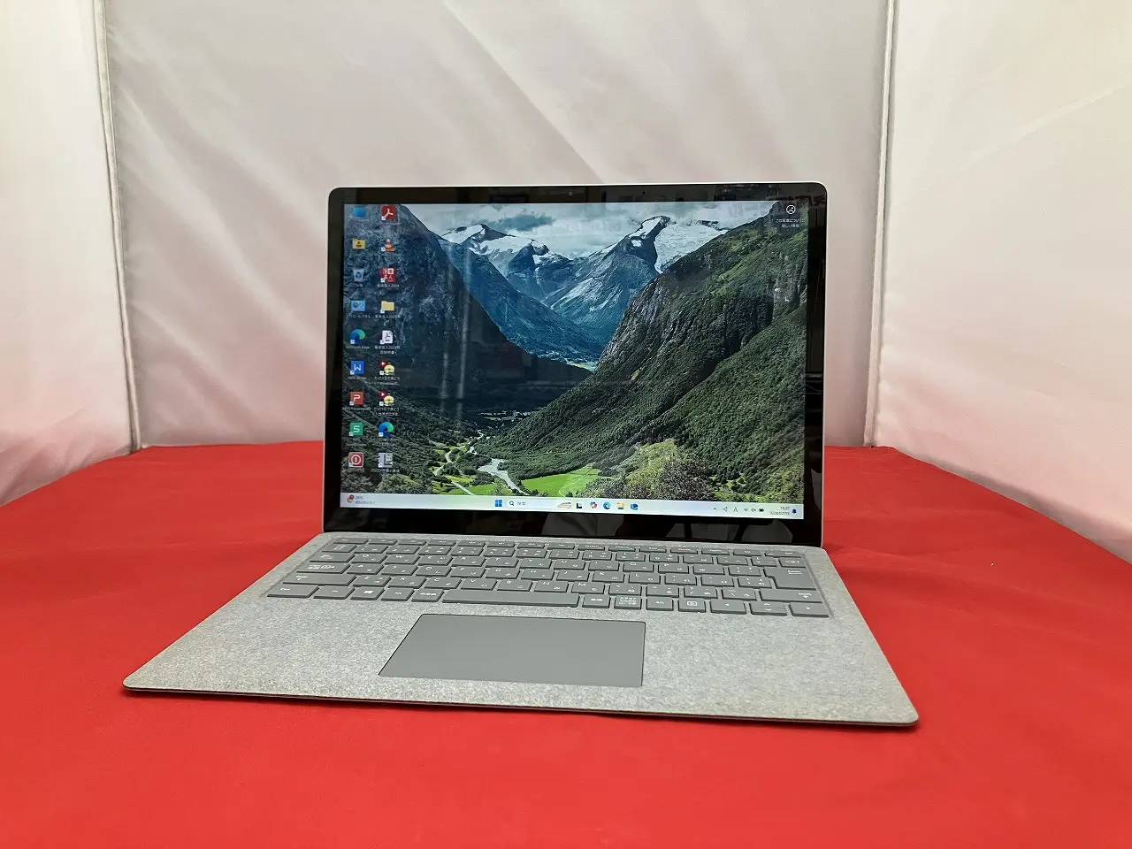 Microsoft Surface Laptop 2