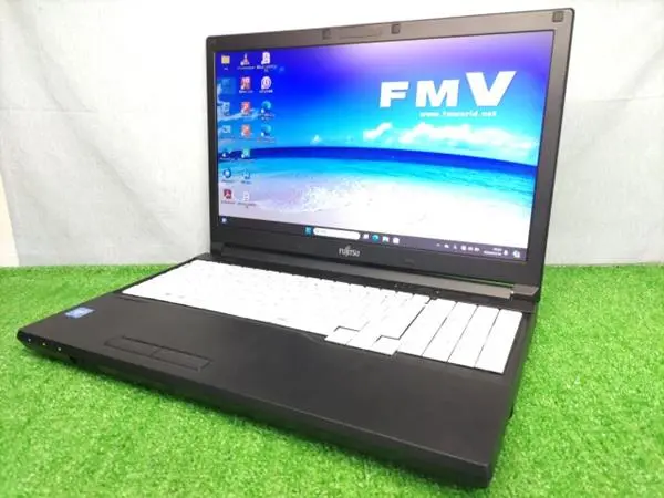 富士通 LIFEBOOK A576/PX