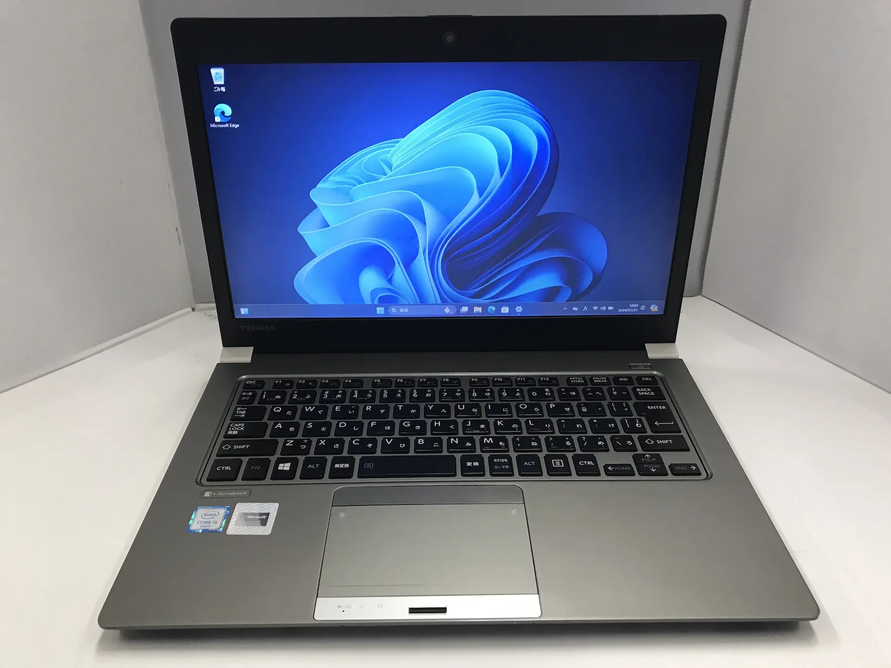 東芝 dynabook R63/F 第６世代CPU搭載
