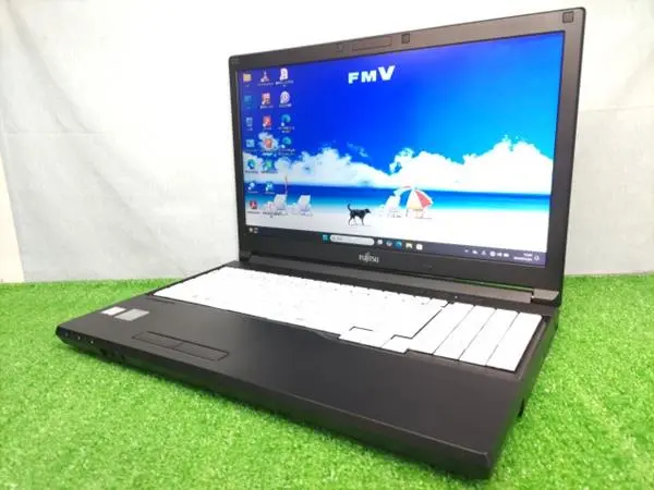 富士通 LIFEBOOK A748/TX（第8世代CPU）