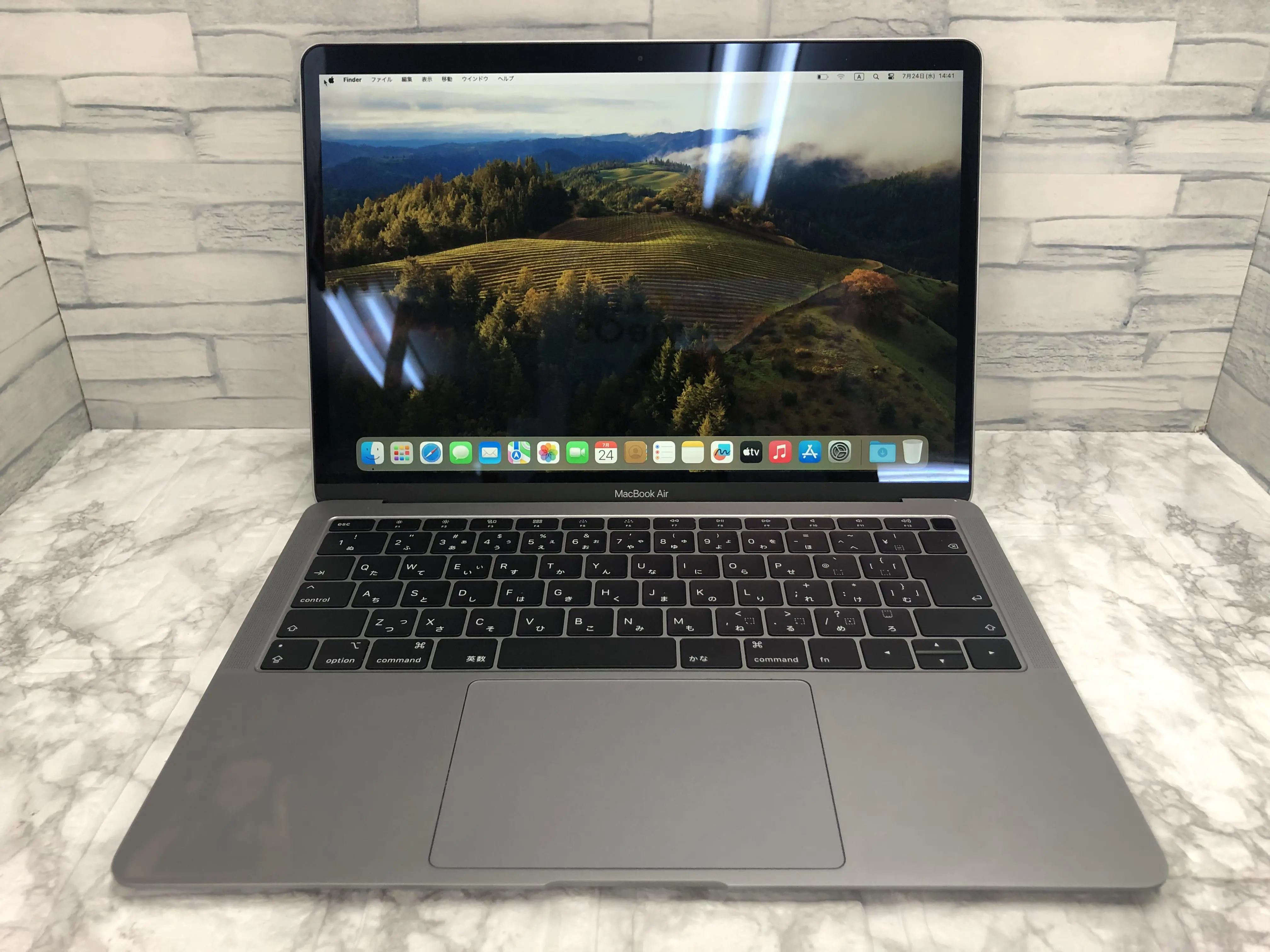 Apple MacBookAir13 2020 A1932 ★人気のMacbookAir！