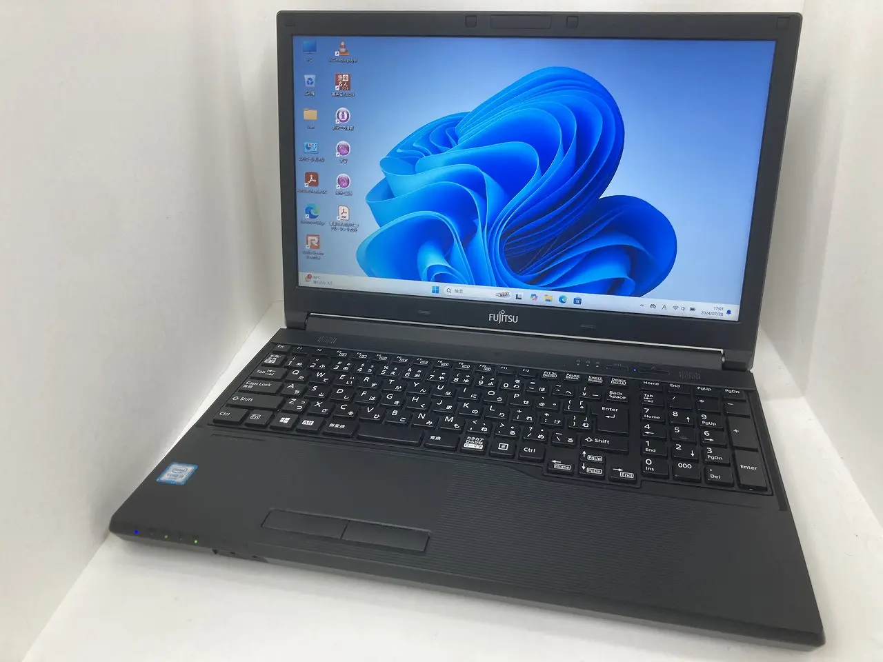 FUJITSU LIFEBOOK A576/R（第6世代Corei3）