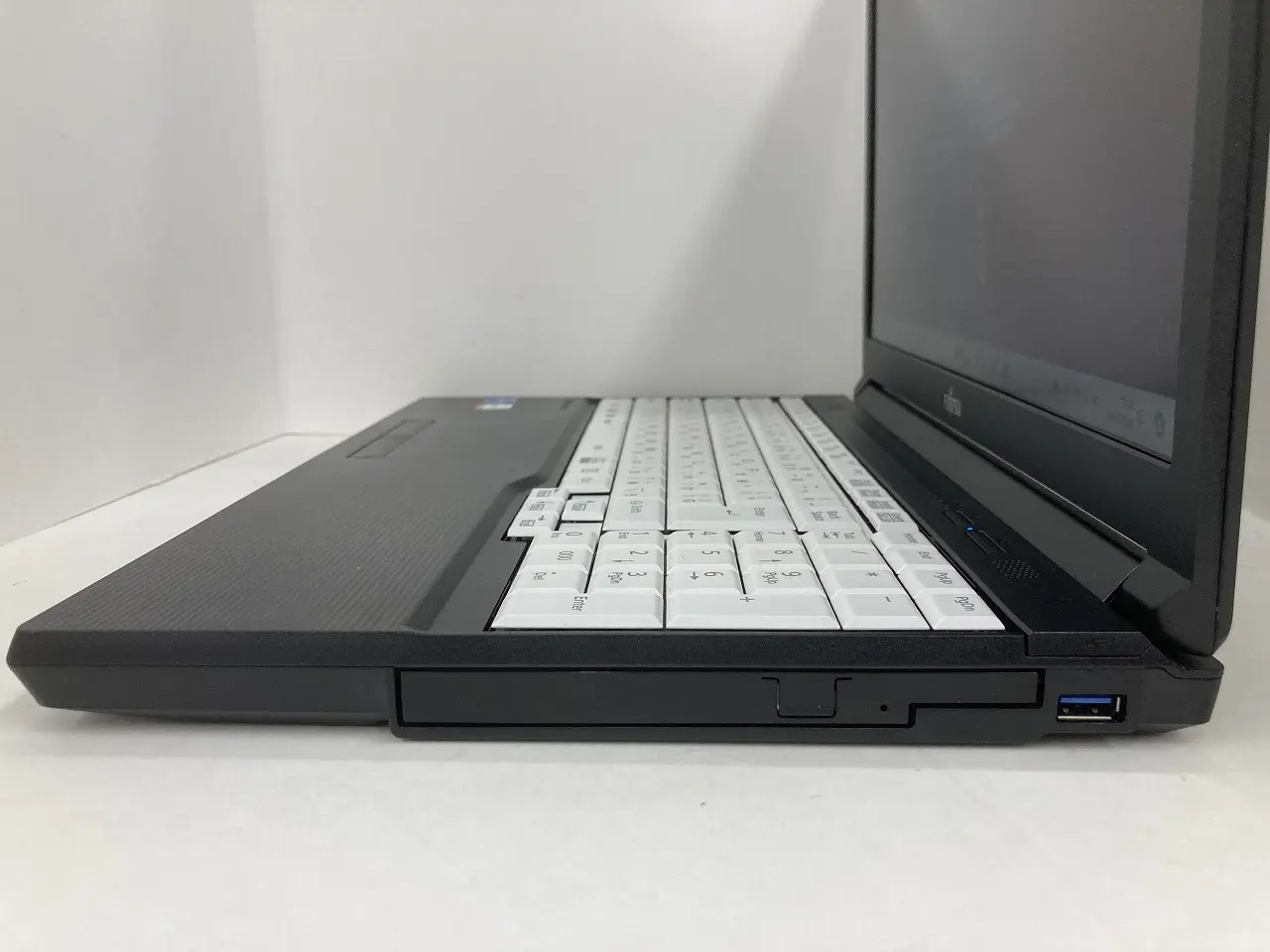 【ジャンク】富士通 Lifebook A5511/G マウス付き ジャンク】富士通 Lifebook A5511/G マウス付き - メルカリ
