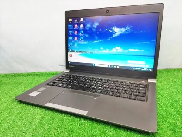 東芝 dynabook R63/P（第5世代CPU）