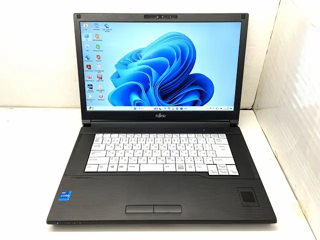 富士通 LIFEBOOK A7511/G（第11世代CPU）