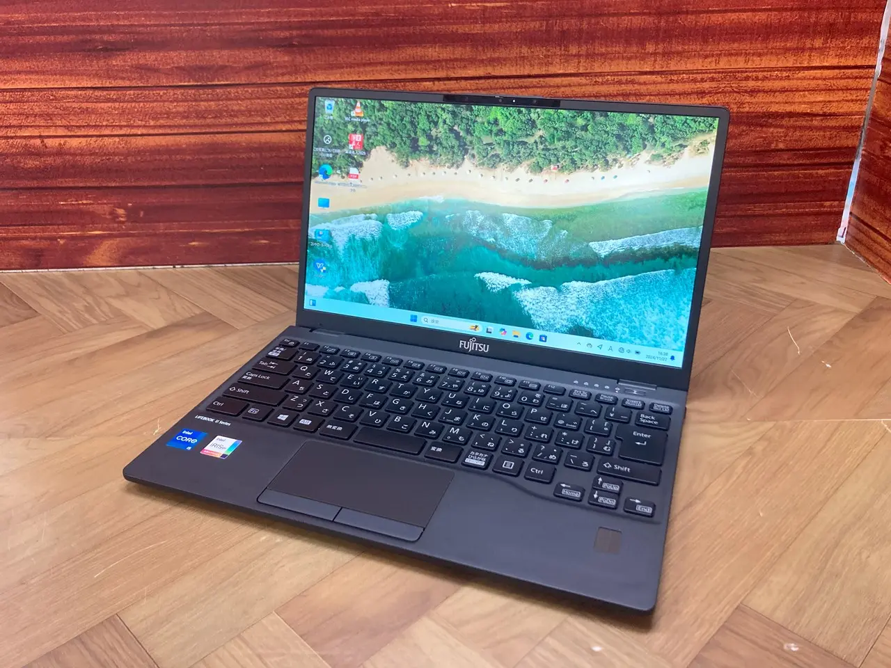 富士通 LIFEBOOK U9311/F