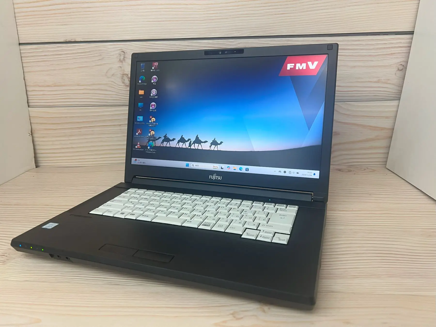 富士通 LIFEBOOK A579/B