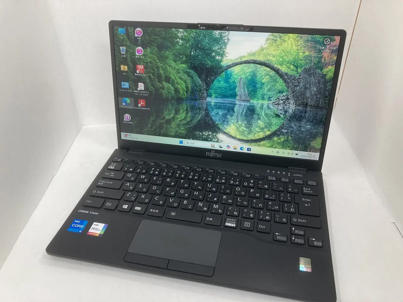 FUJITSU LIFEBOOK U9311/F（第11世代Corei5）