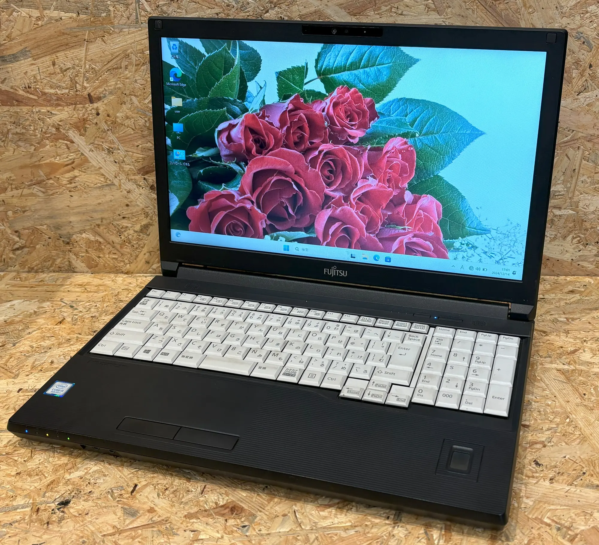 富士通 LIFEBOOK A579/B (第8世代CPU)