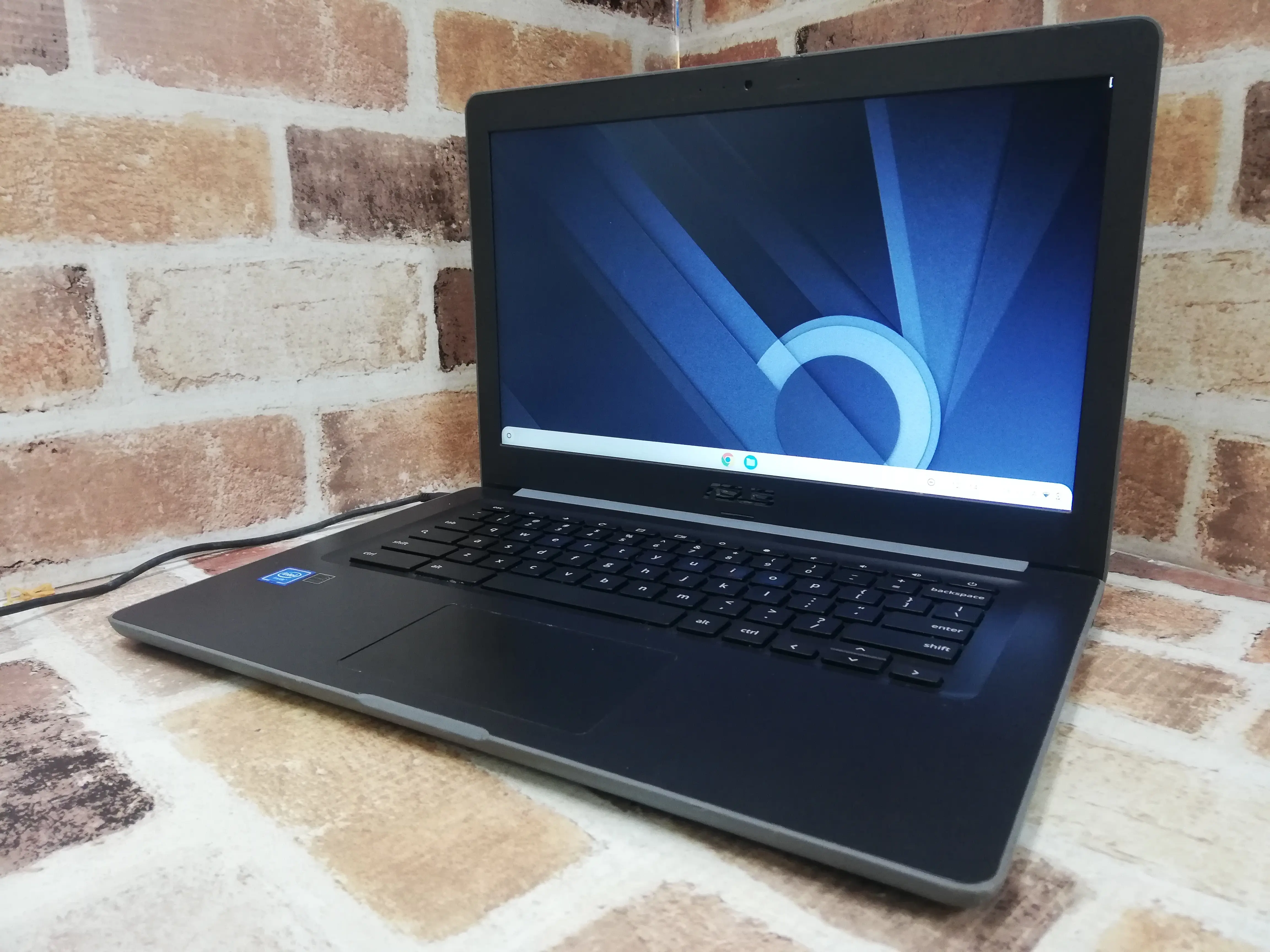 ASUS ChromeBook C403N C403NA-FQ002