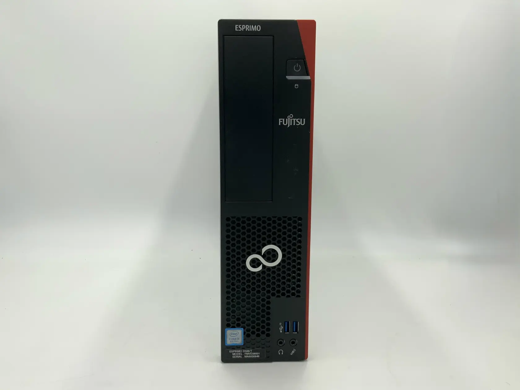 富士通 ESPRIMO D588/T （8世代CPU）