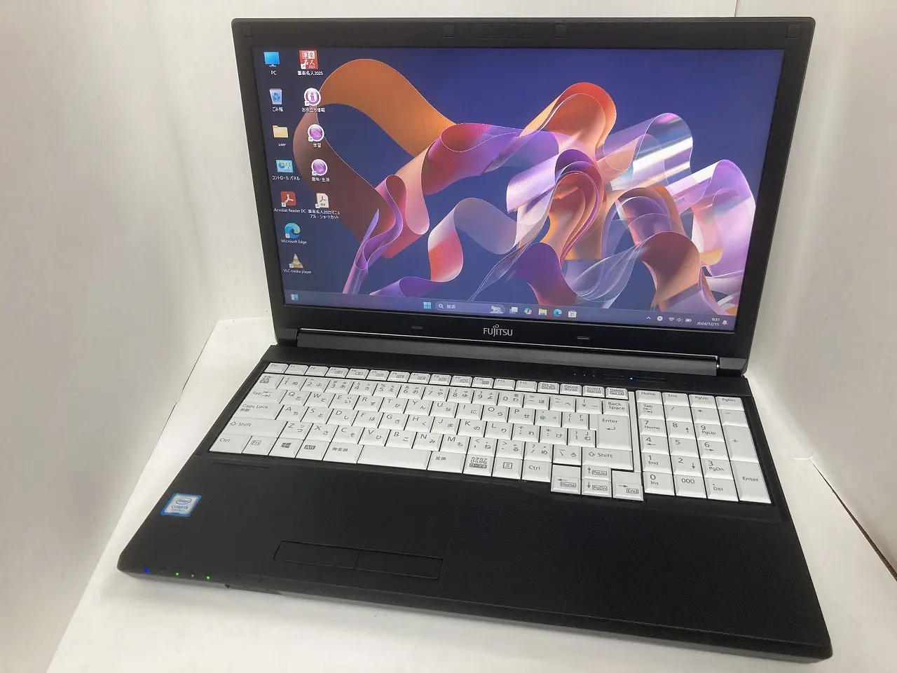 FUJITSU LIFEBOOK A577/SX（第7世代Corei3）