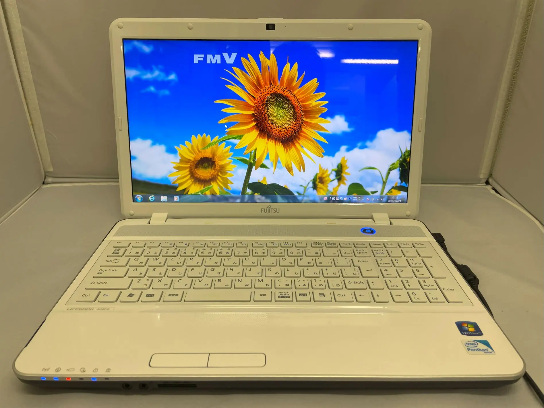 富士通 LIFEBOOK AH42/D