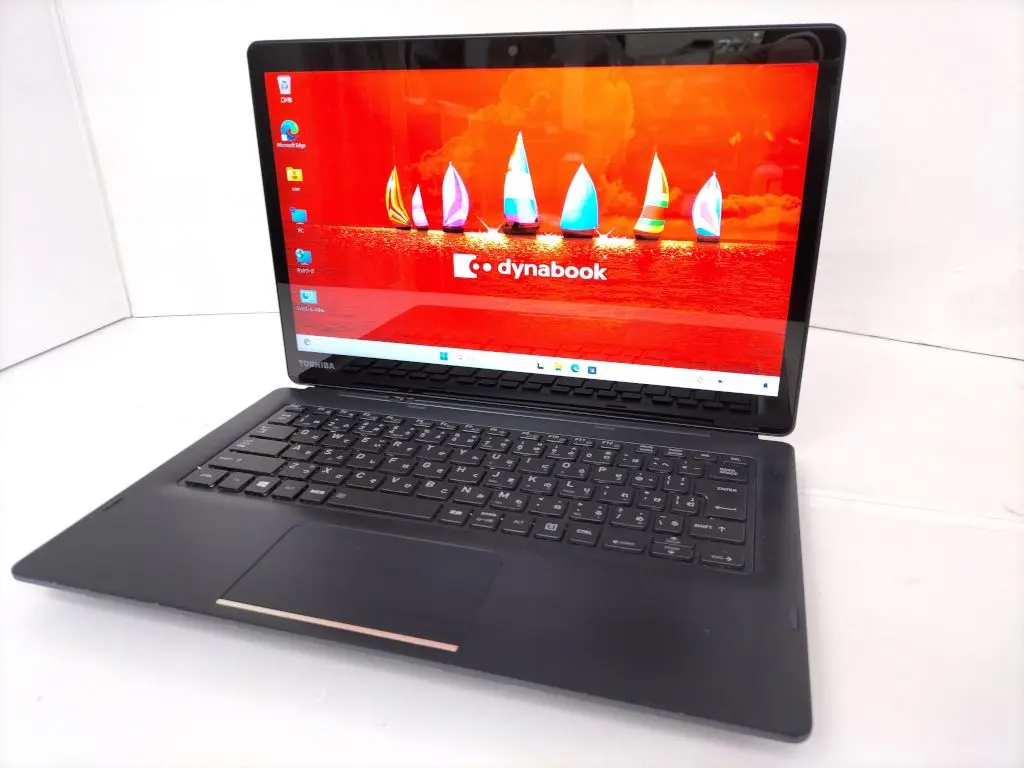 dynabook D83/M  （第8世代CPU）