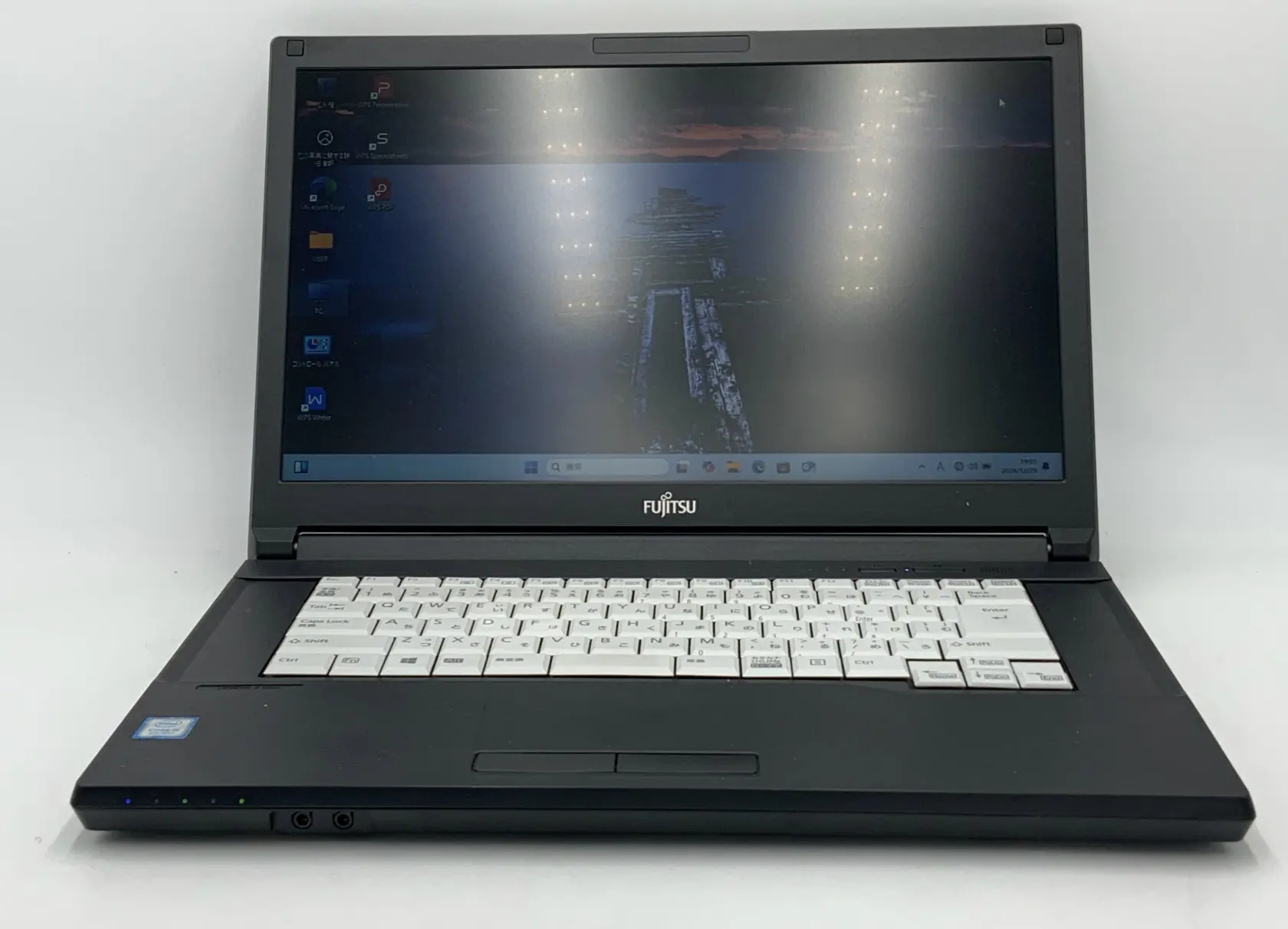 富士通 LIFEBOOK A579/A （第8世代CPU）