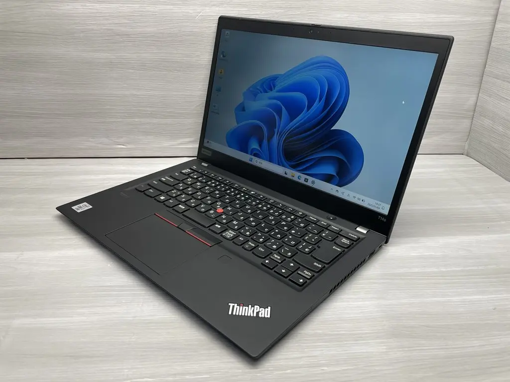 lenovo thinkpad T14s （第10世代CPU）