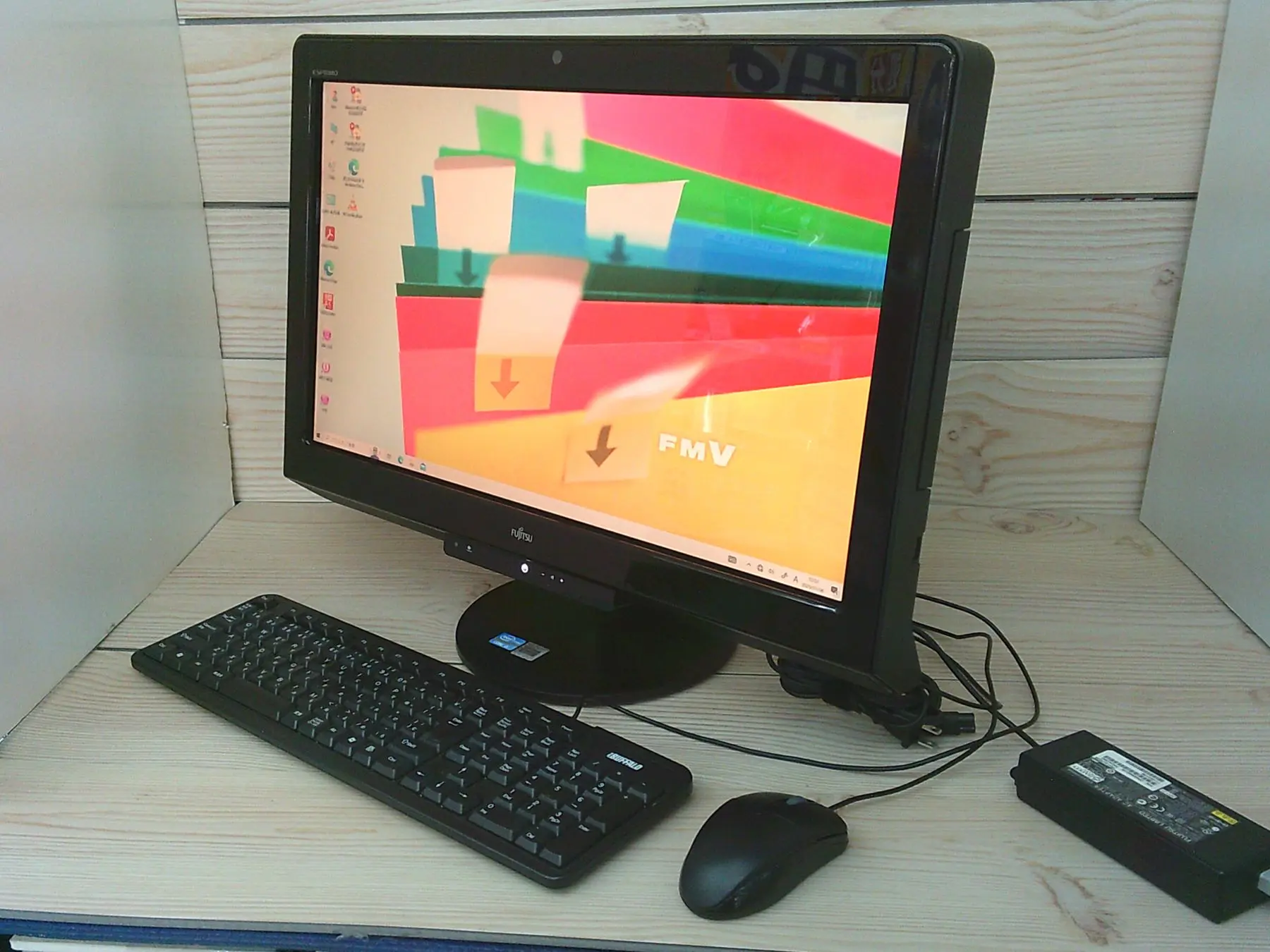 富士通 ESPRIMO FH76/CD