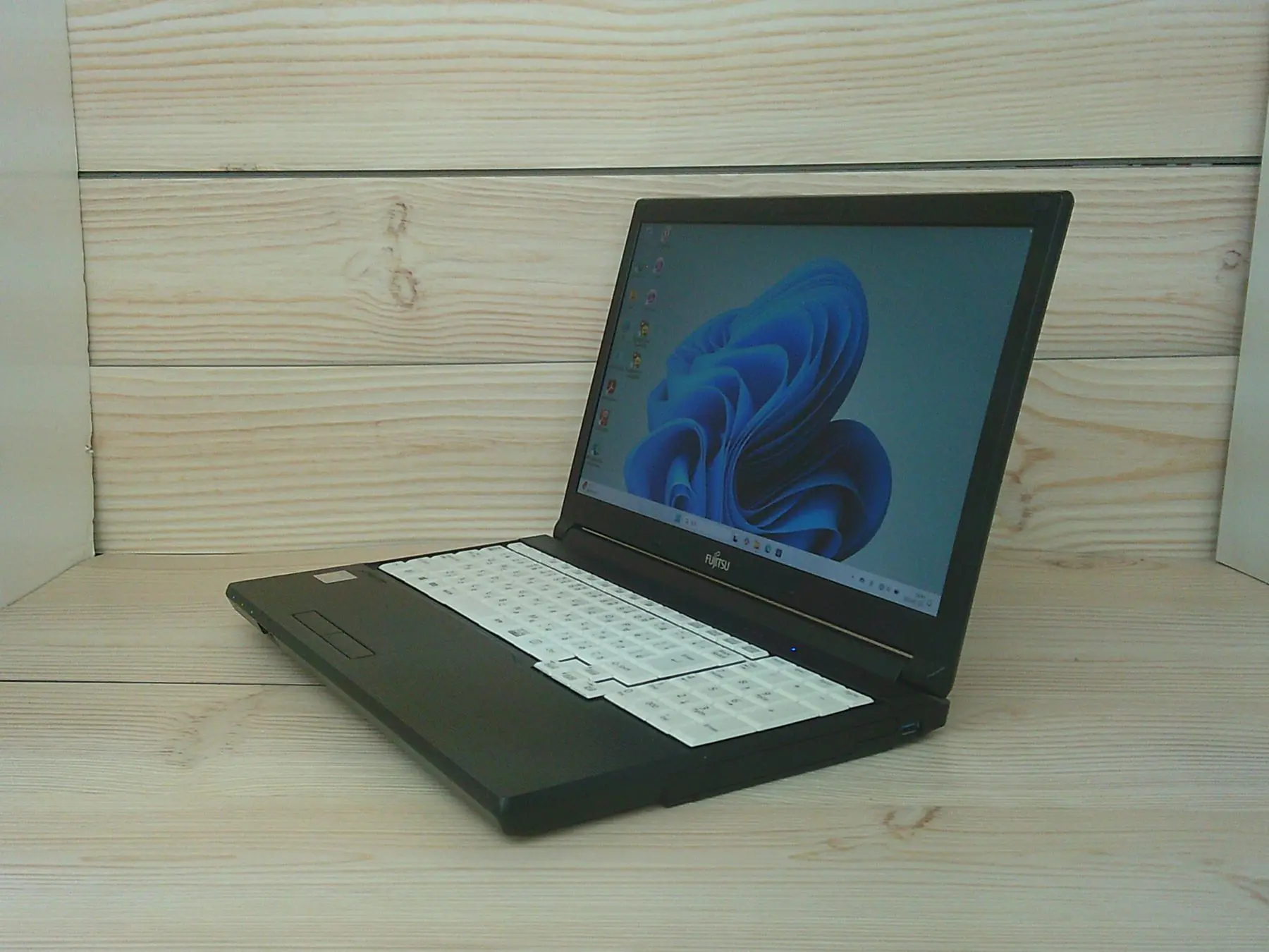 富士通 LIFEBOOK A576/P