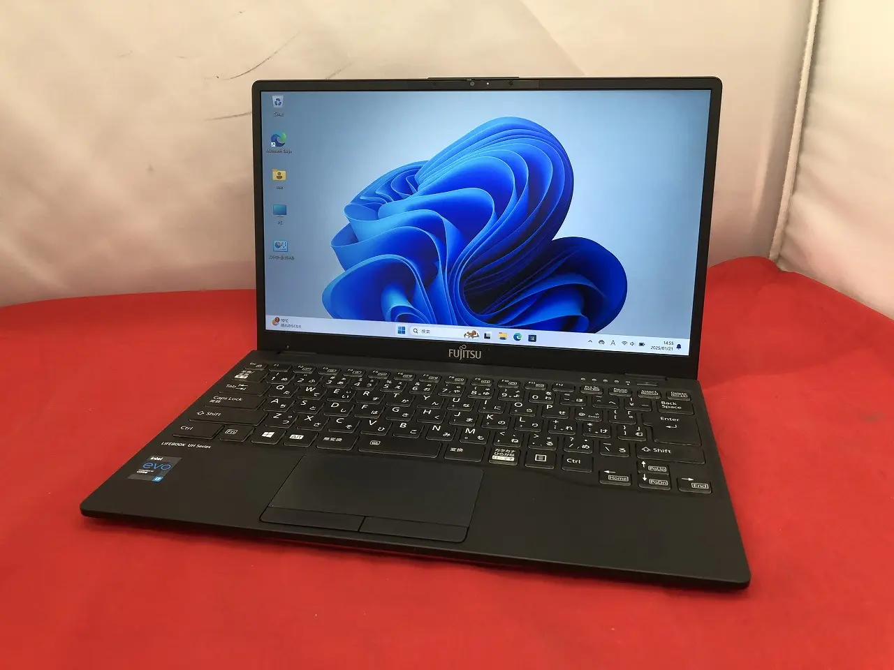 富士通 LIFEBOOK UH08/E3（第11世代CPU）