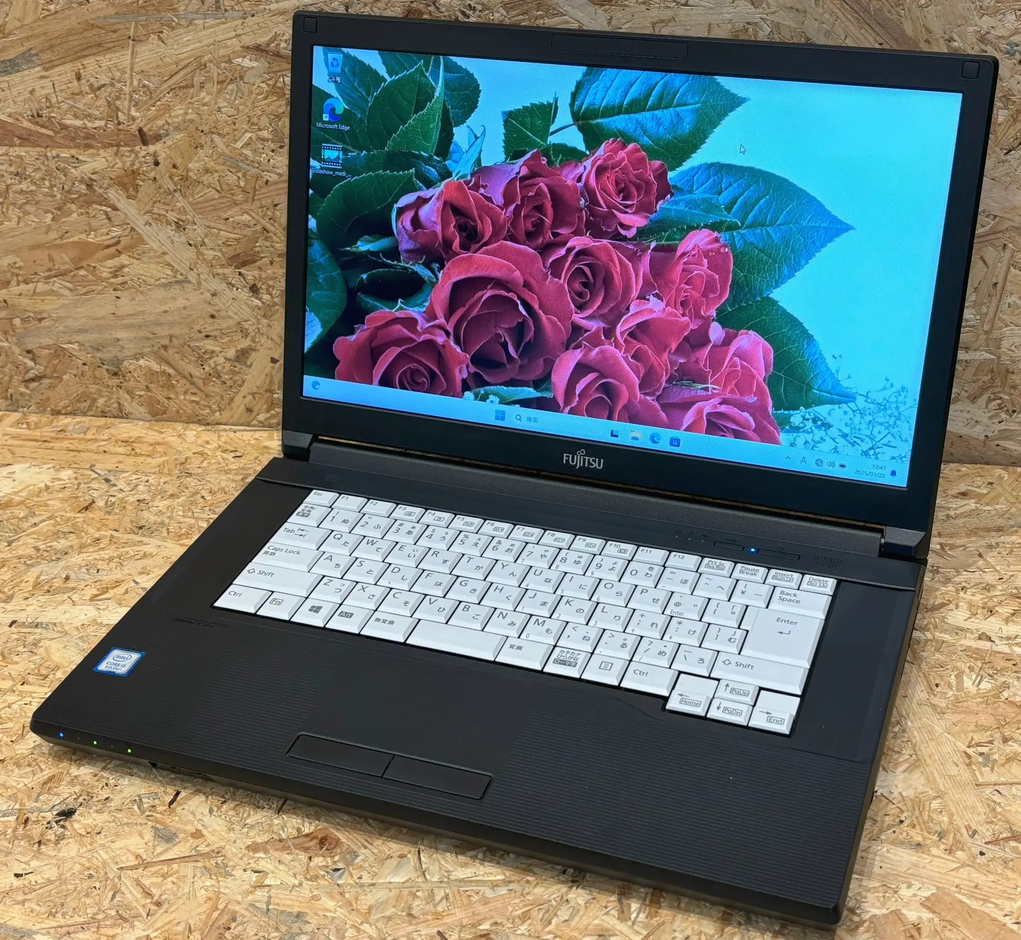 富士通 LIFEBOOK A579/A（第8世代CPU）