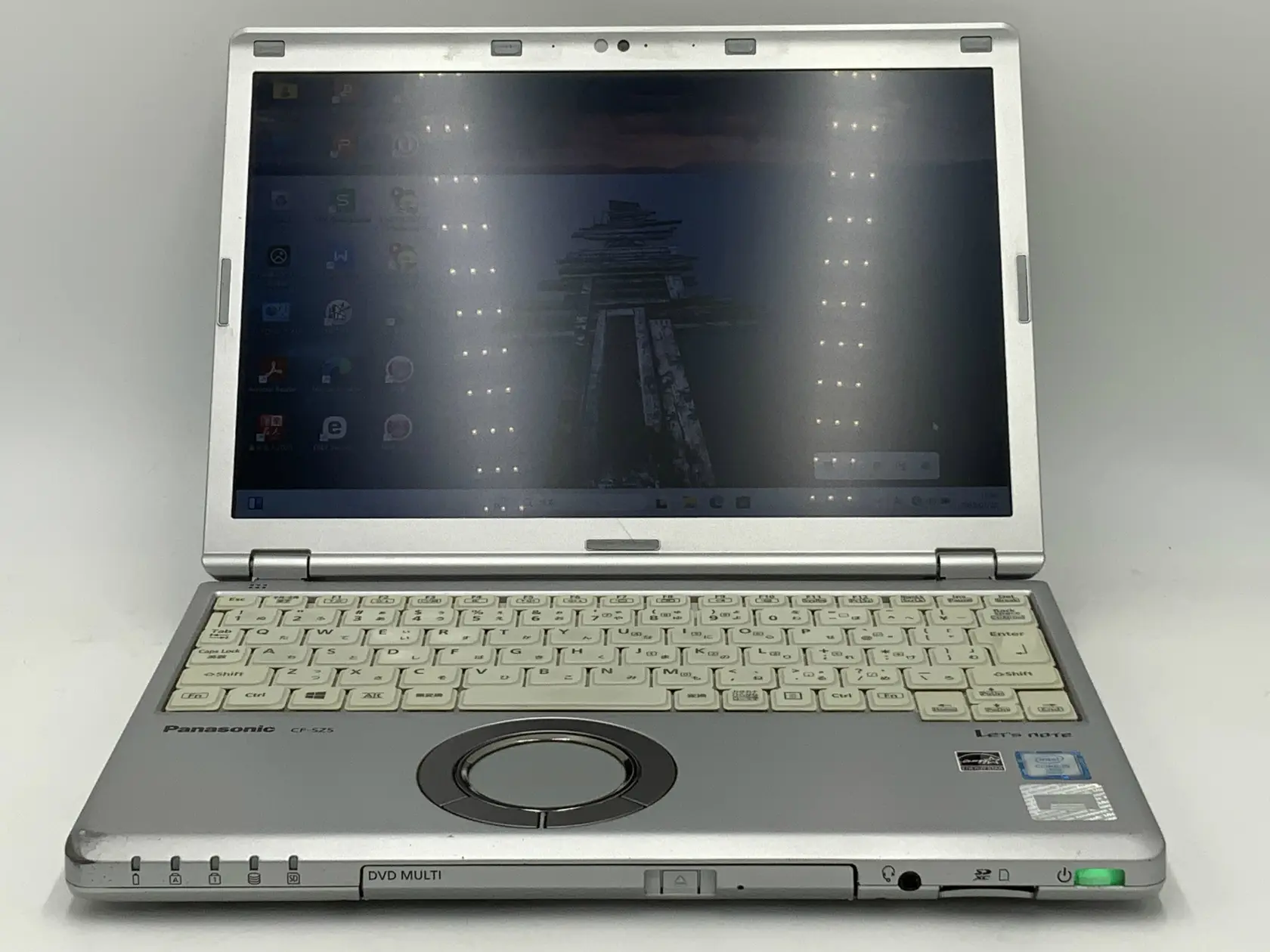Panasonic Let's note CF-SZ5 （6世代CPU）