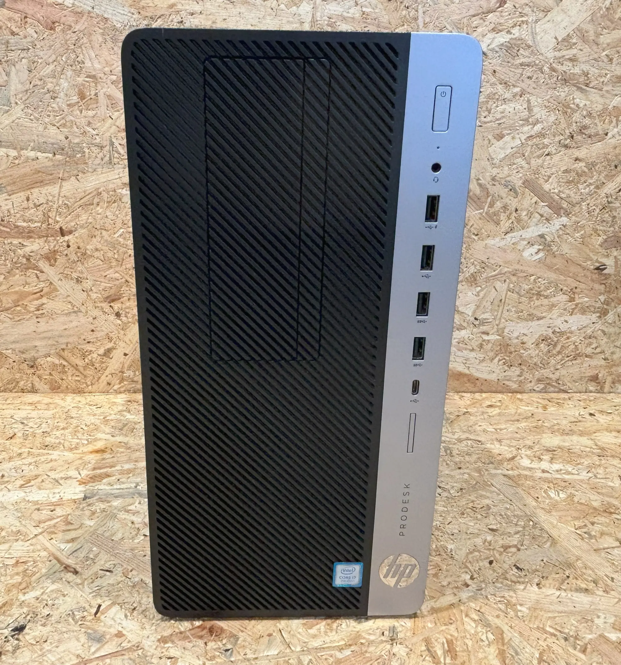 HP ProDesk 600 G3 MT （第7世代CPU）