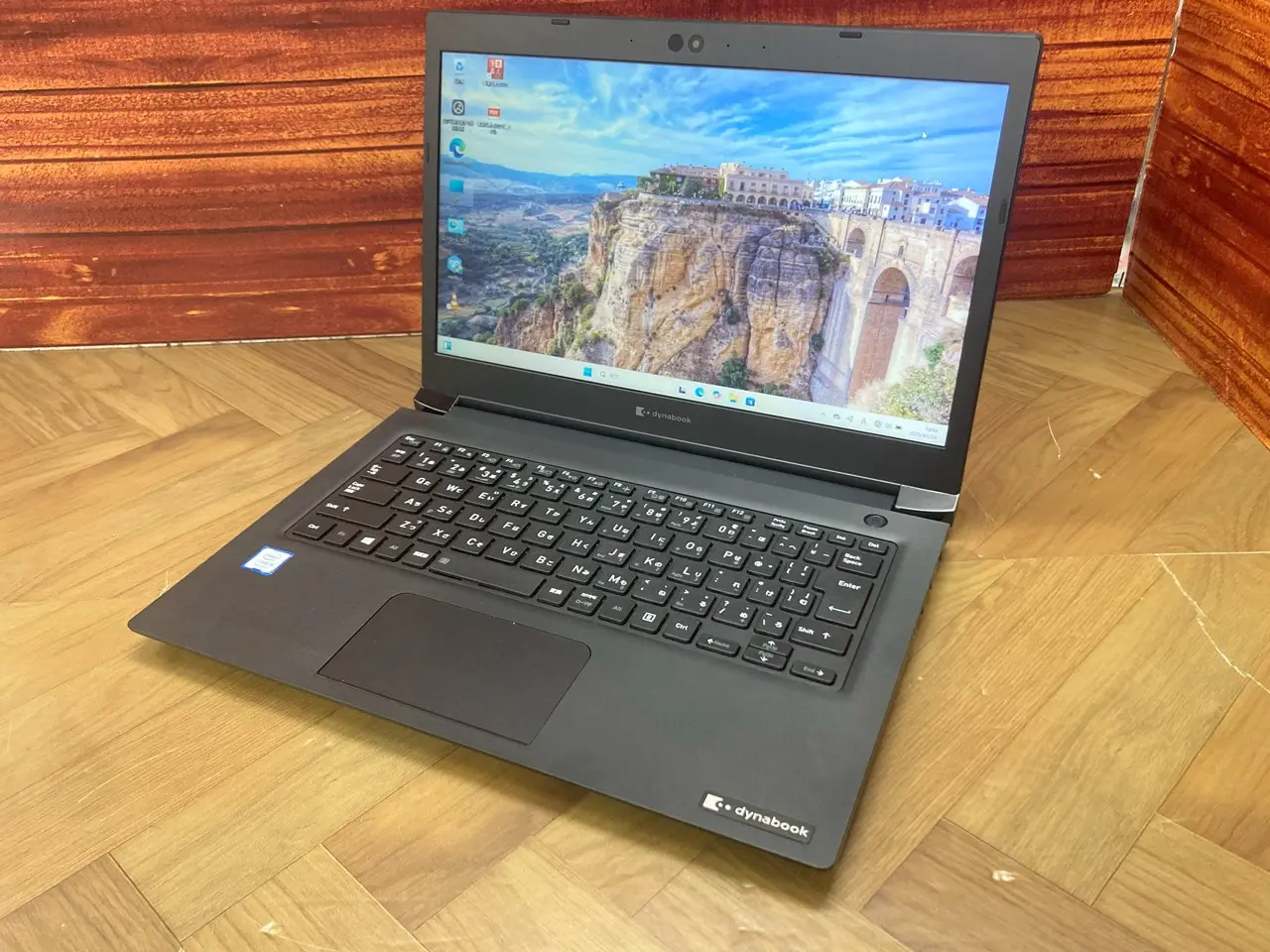 Dynabook dynabook S73/DP