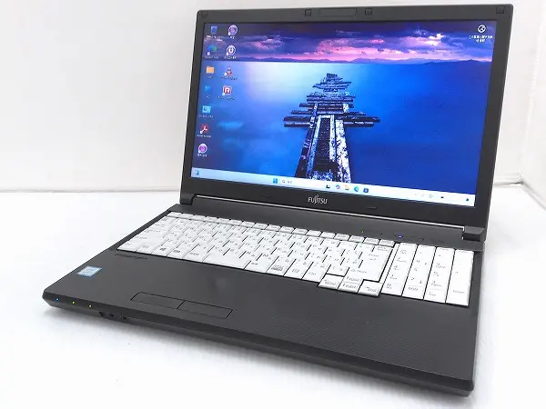 富士通 LIFEBOOK A748/TX