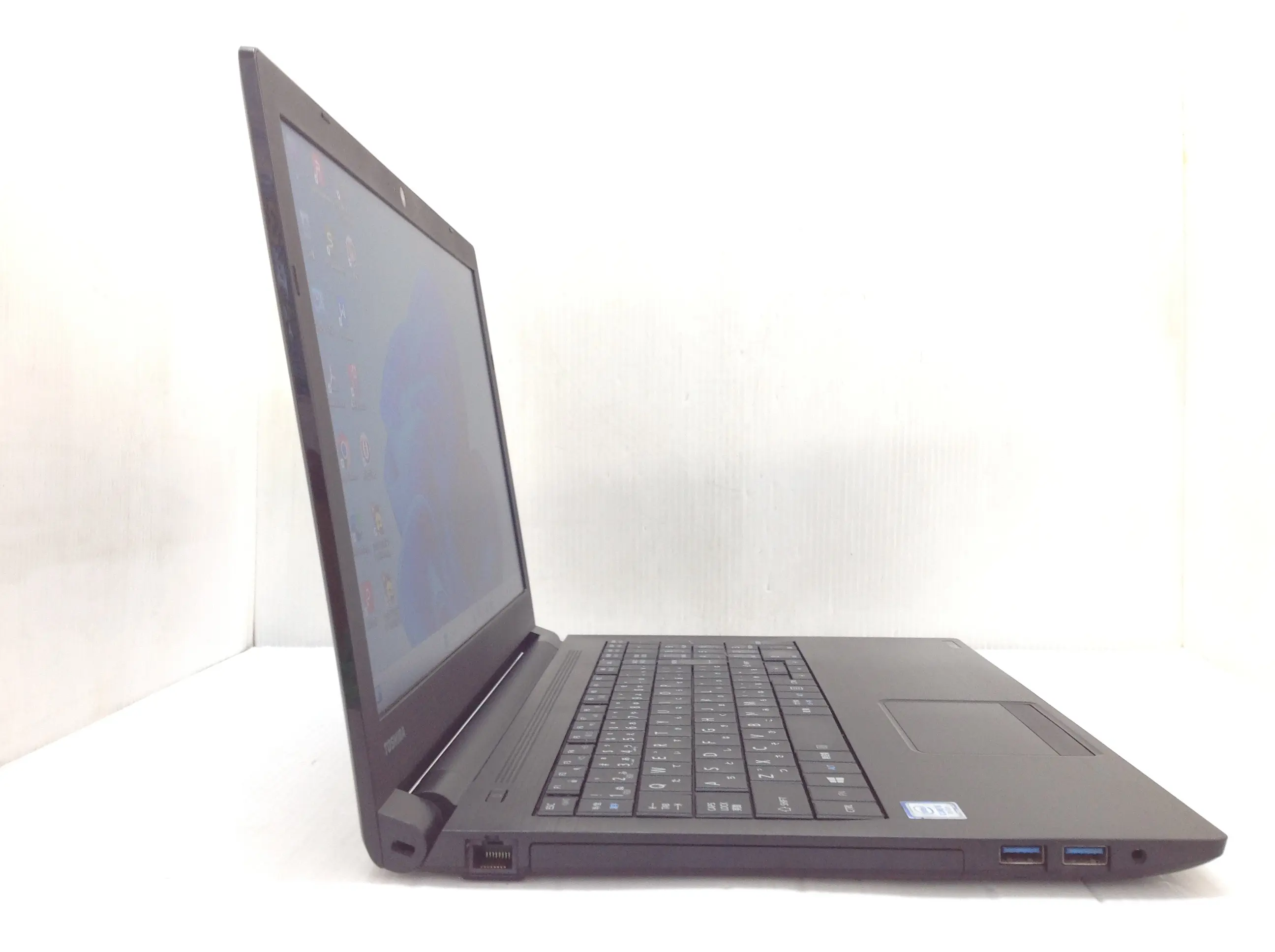Dynabook(旧東芝) B55/DN Win11Pro・SSDモデル