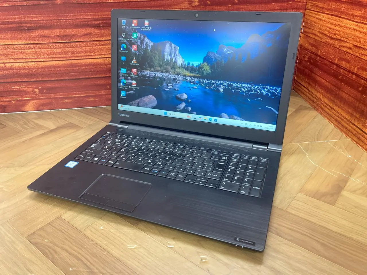 東芝 dynabook B55/M