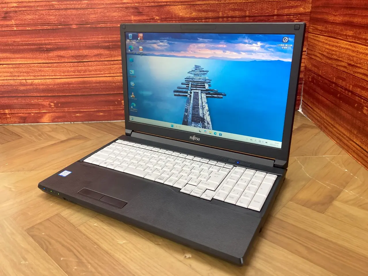 富士通 LIFEBOOK A579/A