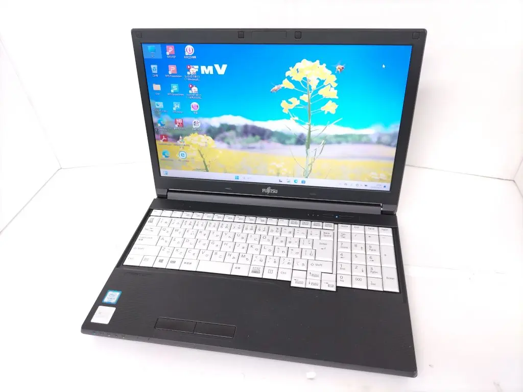 富士通 LIFEBOOK A576/PX（第6世代CPU）