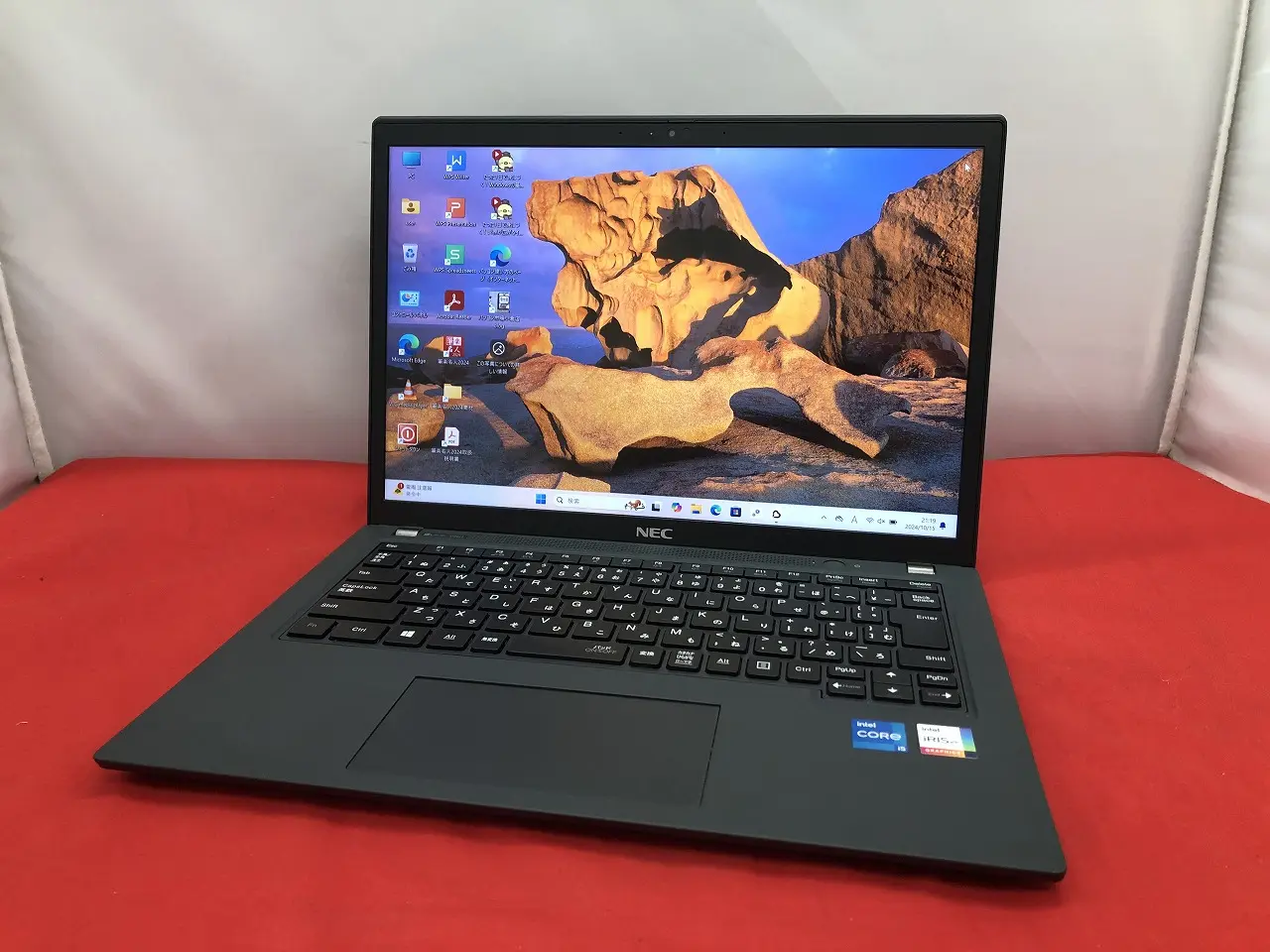 NEC LaVie PC-GN244H7DR （第11世代CPU）