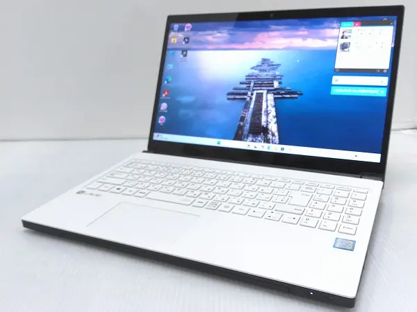 NEC LAVIE NX550/J (第8世代CPU)