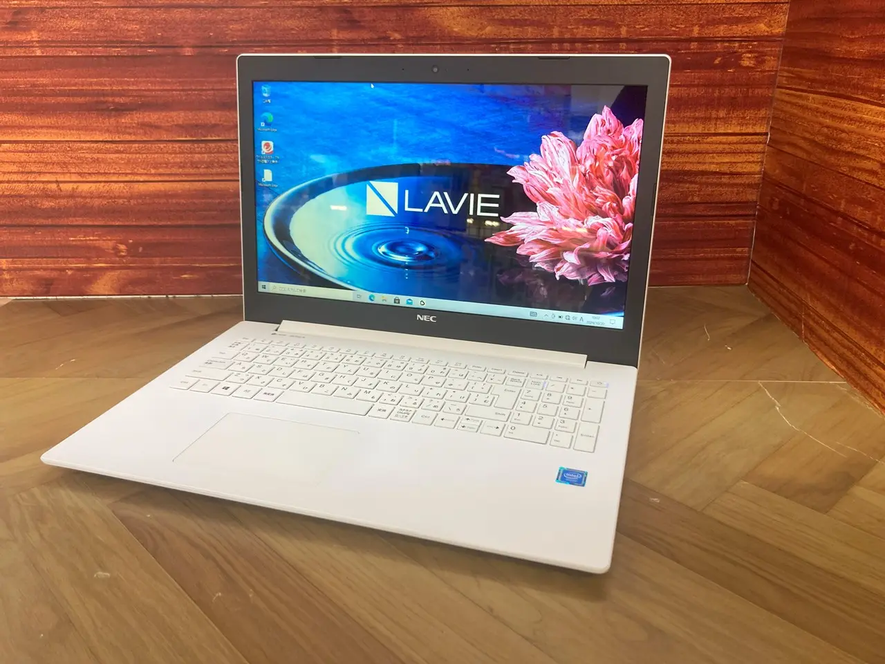 NEC LAVIE NS150/K（第8世代CPU）