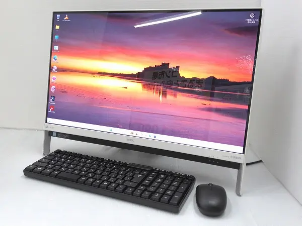 NEC LAVIE PC-GD254TCAA (第7世代CPU）