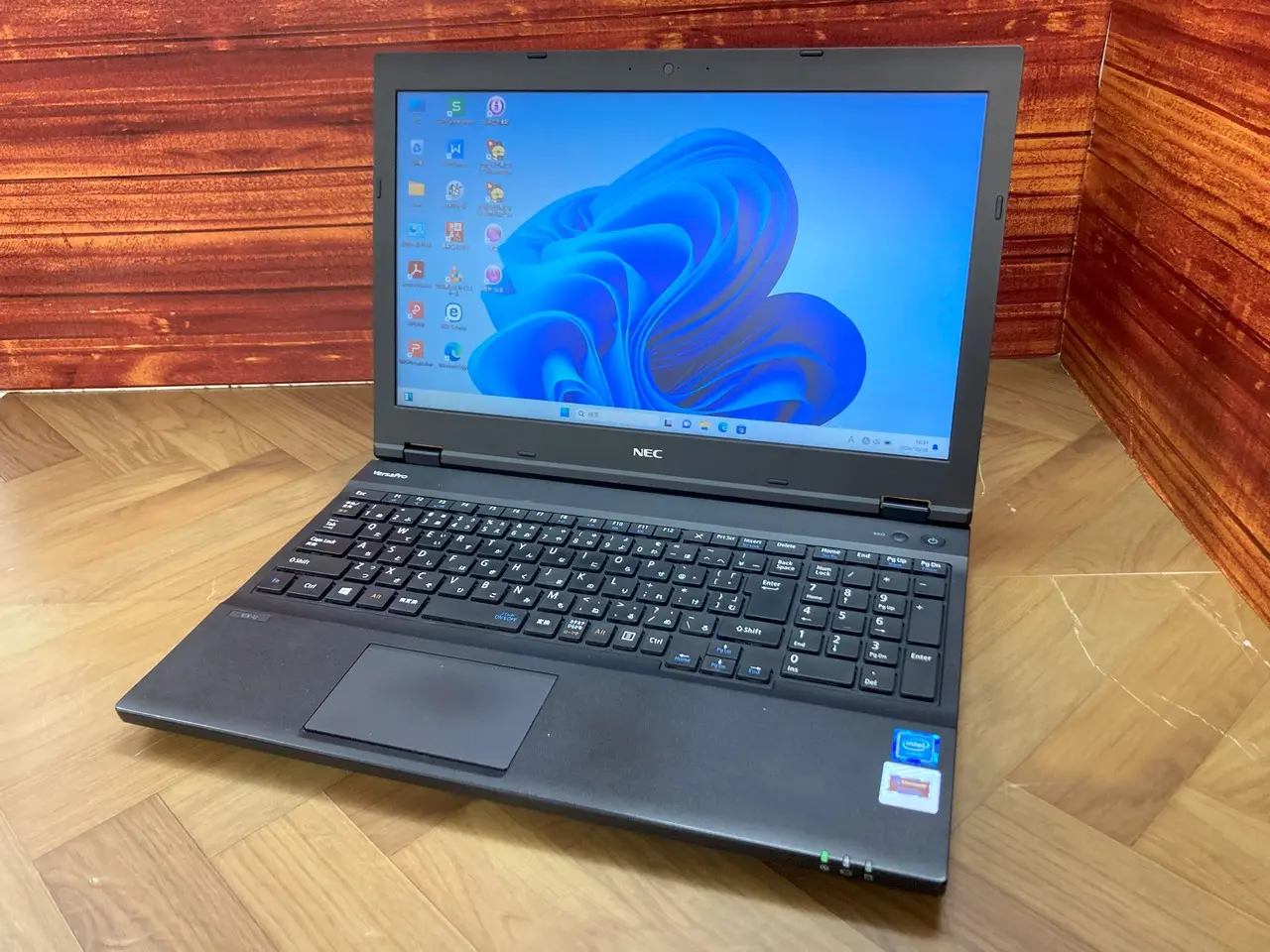 NEC VersaPro VK16EX-U（第6世代CPU）