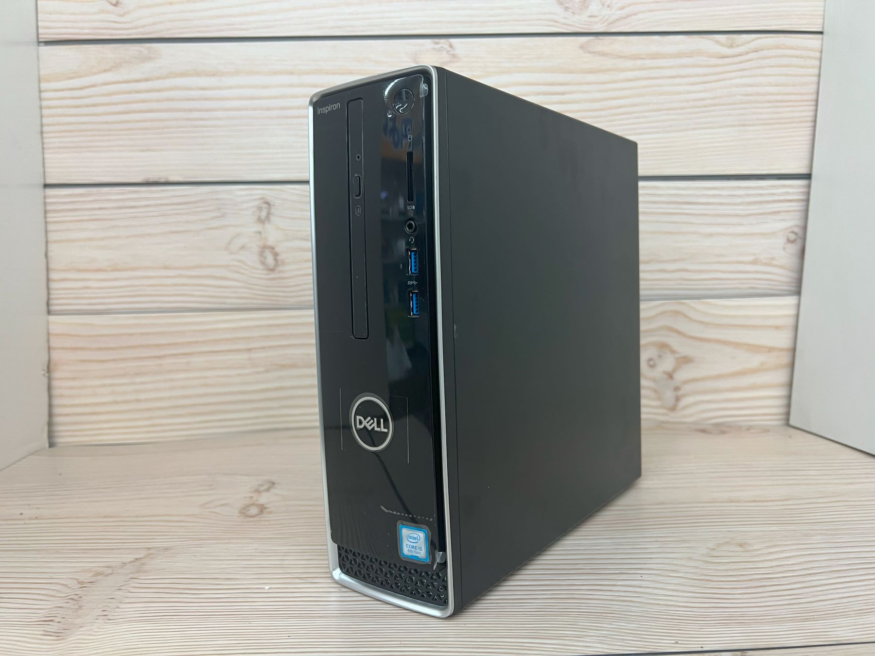DELL Inspiron 3470　(第8世代CPU） (SSD 256GB + HDD 1TB)