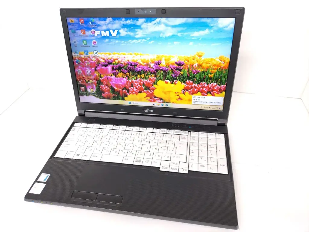 富士通 LIFEBOOK A577/R（第7世代CPU）