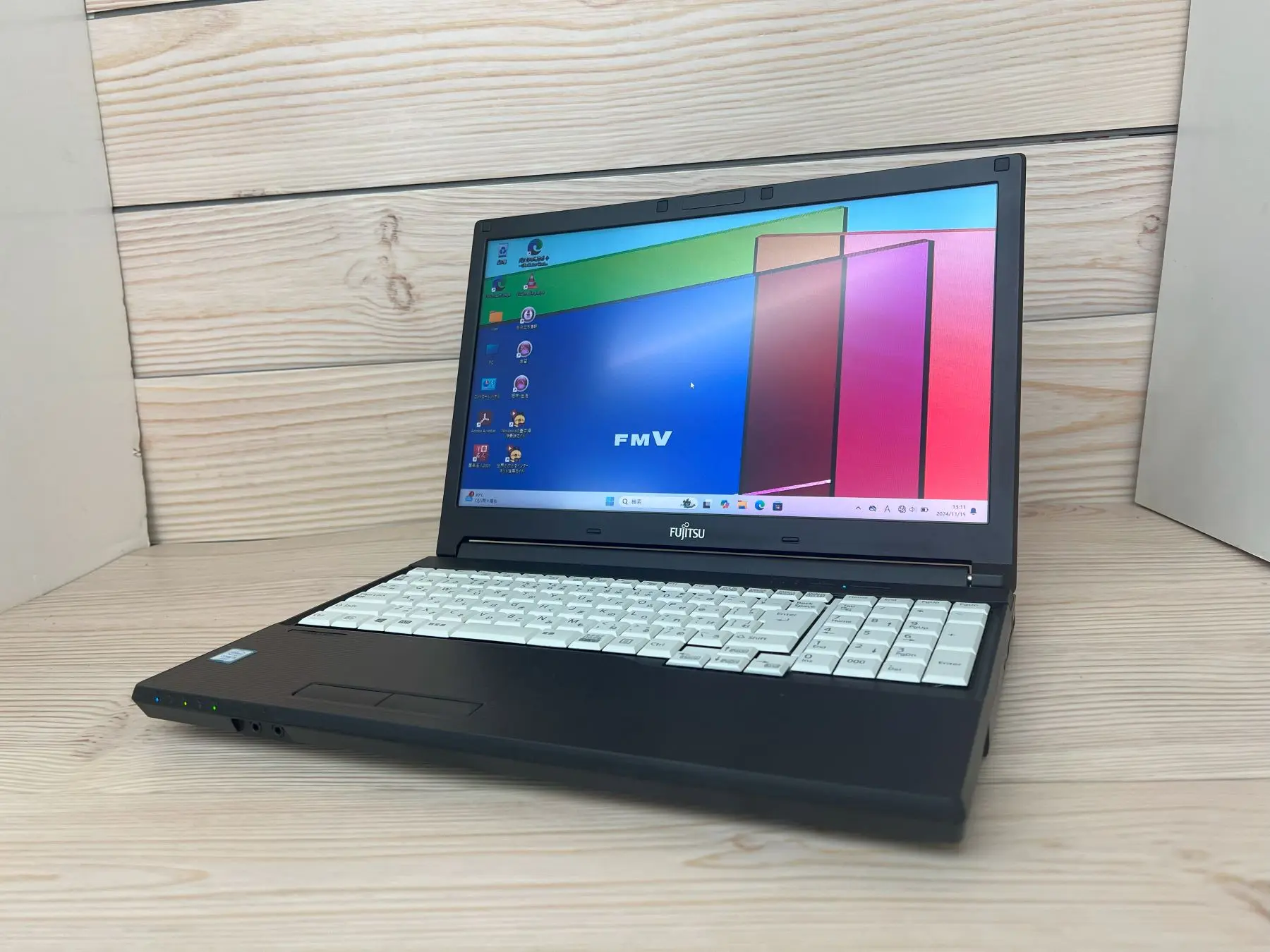 富士通 LIFEBOOK A576/TX