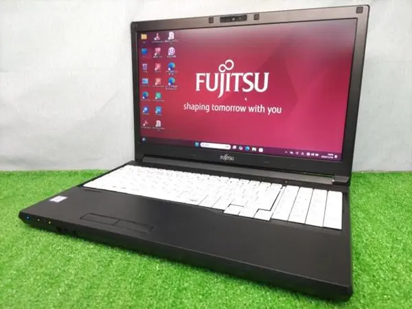 富士通 LIFEBOOK A577/T（第7世代CPU）