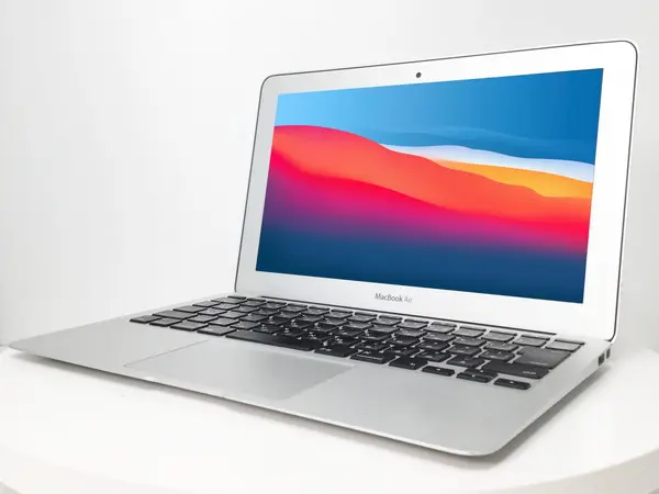 Apple MacBook Air Mid 2013 A1465【旧OS】

