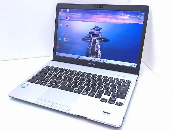 富士通 LIFEBOOK S938/B