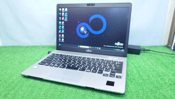 富士通 LIFEBOOK S937/S