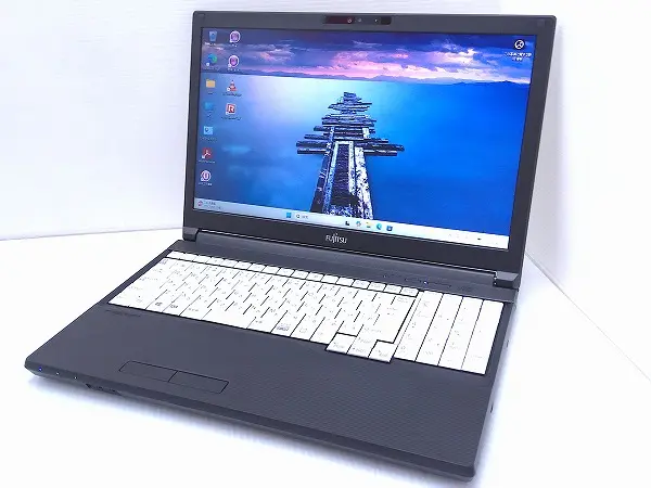 富士通 LIFEBOOK A579/BX