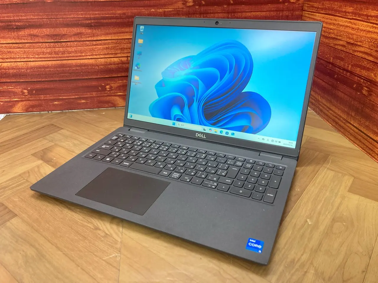 DELL Latitude 3520