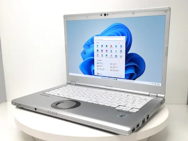 Panasonic Let's note CF-LV9RDHVS（第10世代CPU）



